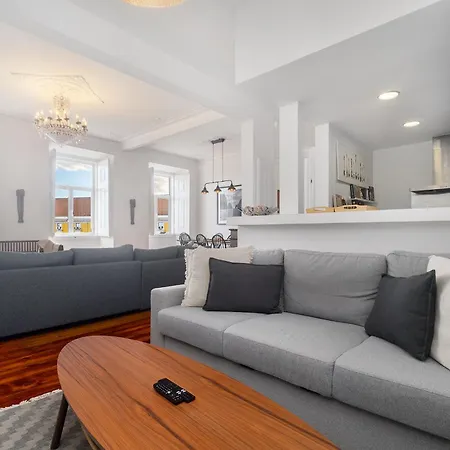 Whome Majestic With Breathtaking River Views Лиссабон