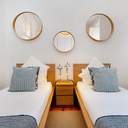 Whome Majestic With Breathtaking River Views Апартаменты *