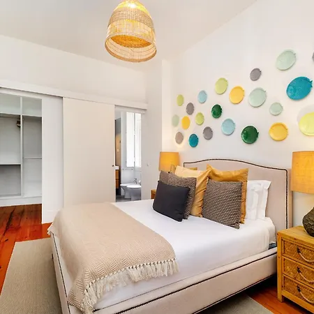 Апартаменты Whome Majestic With Breathtaking River Views Лиссабон