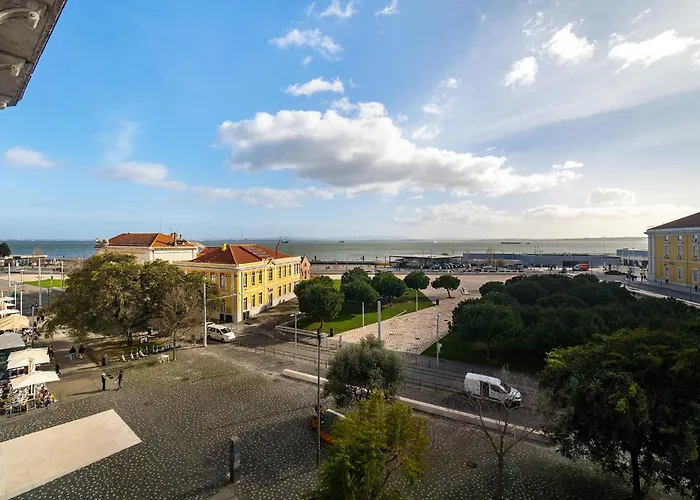 Whome Majestic With Breathtaking River Views * Lisboa