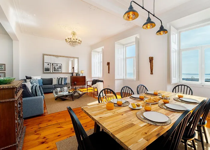 Whome Majestic With Breathtaking River Views Lisboa